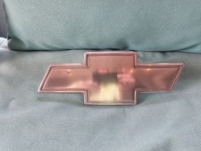 99- 02 Chevy Silverado Tahoe Suburban Billet Bowtie