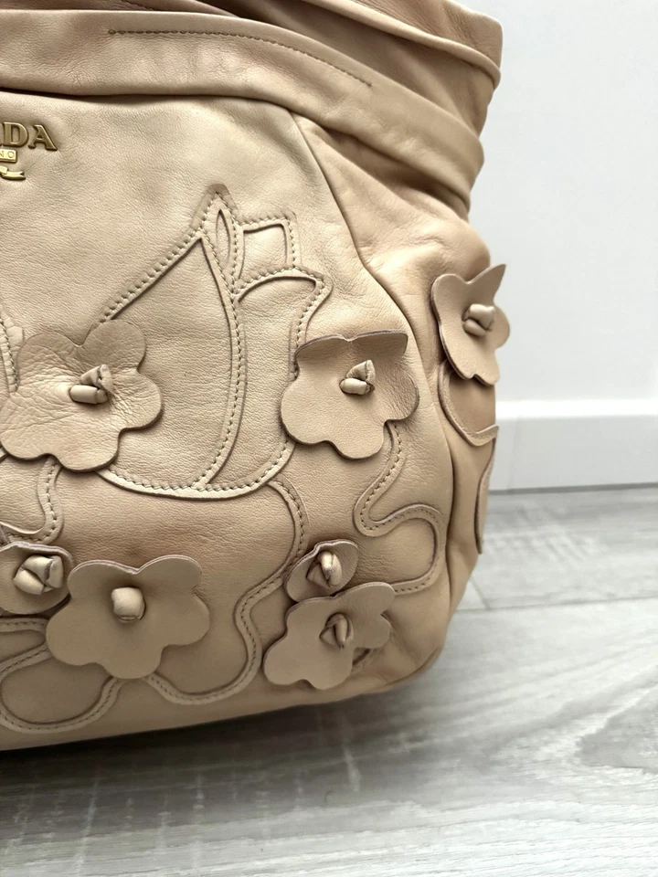 Sac Prada Vintage Cuir Beige Modèle Intarsio Flower | Handbag Leather Prada - Photo 3/4