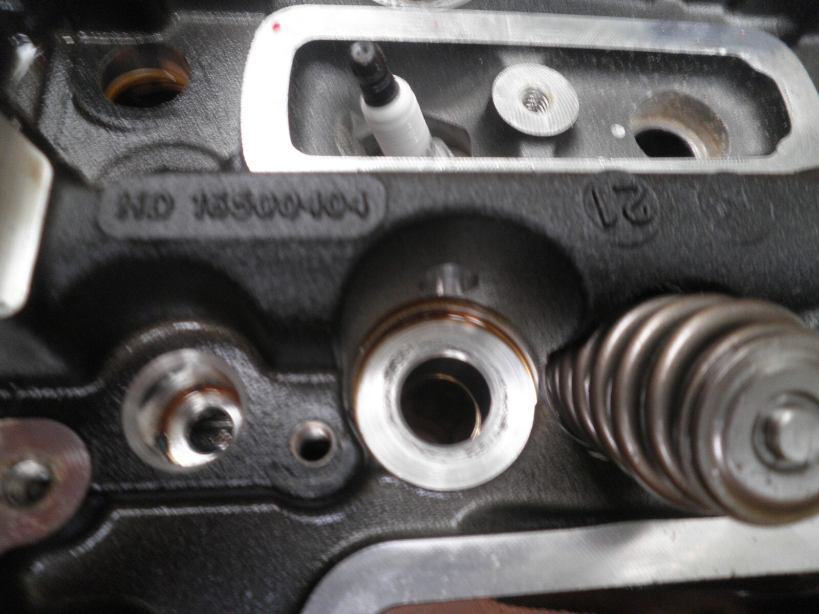 2017+ HARLEY OEM TOURING SOFTAIL M8 114 OIL COOLED CYLINDER HEADS JUGS