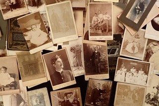 CIRCA 1880 19 ANTIQUE CABINET CARD LOT GENTELMAN LADIES KIDS VARIETY 144 IMAGES