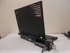 T61/T400 Frankenpad 14"  Intel Core 2 Duo 2.53GHz 8GB 256GB SSD, Linux Mint.