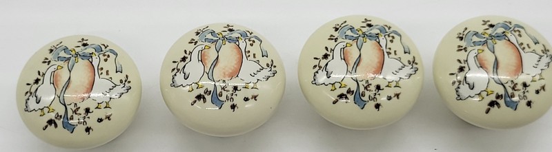 Vintage Belwith Marmalade Geese Round Cabinet Knobs Lot Of 4