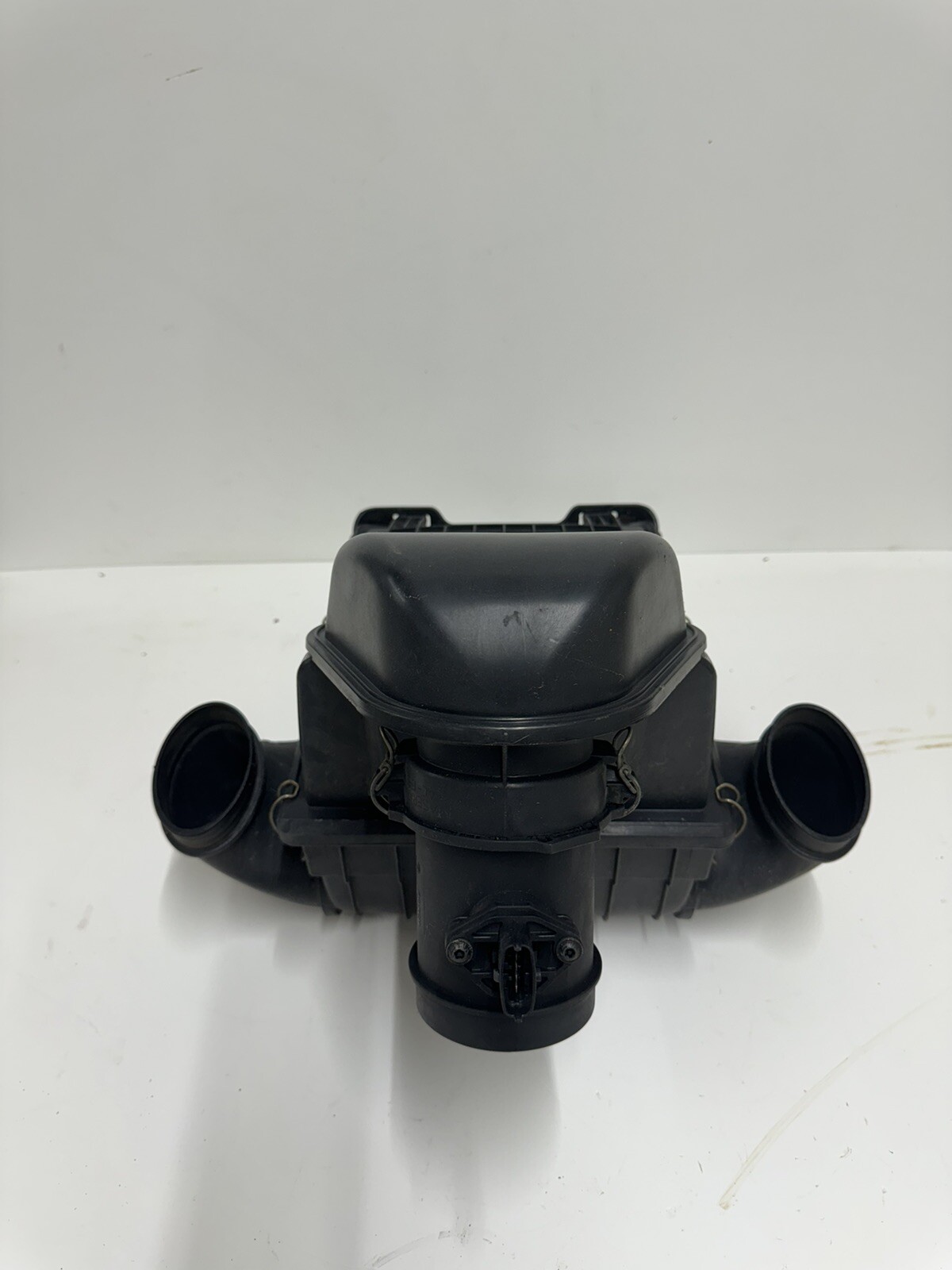 04-08 Maserati Quattroporte M139 Air Intake Box Air Box Cleaner Filter OEM
