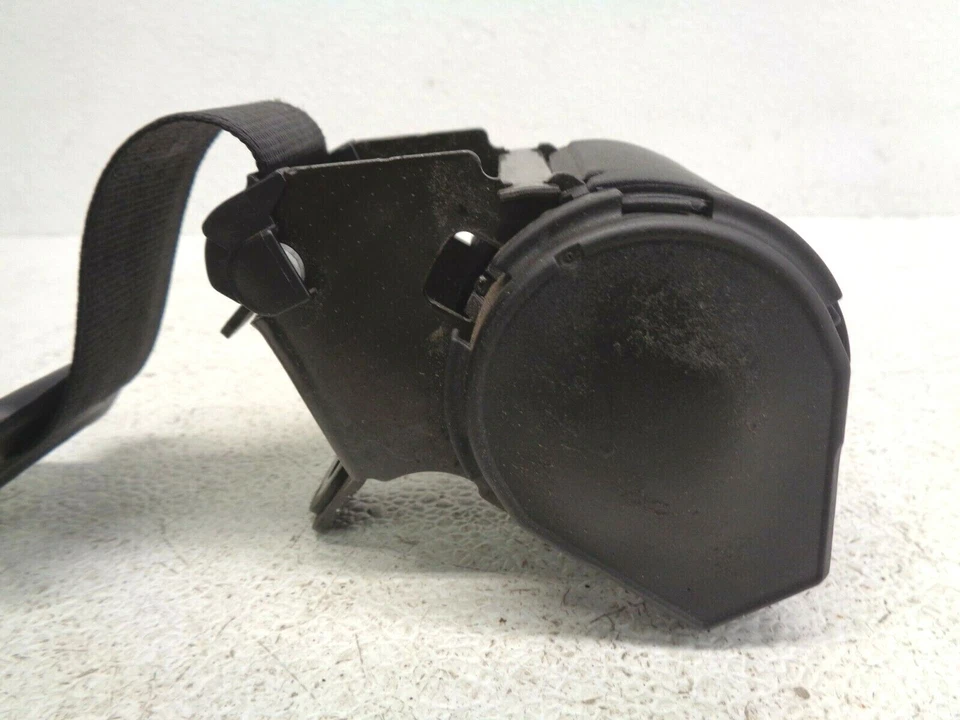 2002-2006 BMW M3 E46 CONVERTIBLE REAR RIGHT RH PASS. SIDE SEATBELT SEAT BELT OEM - Imagem 2 de 4