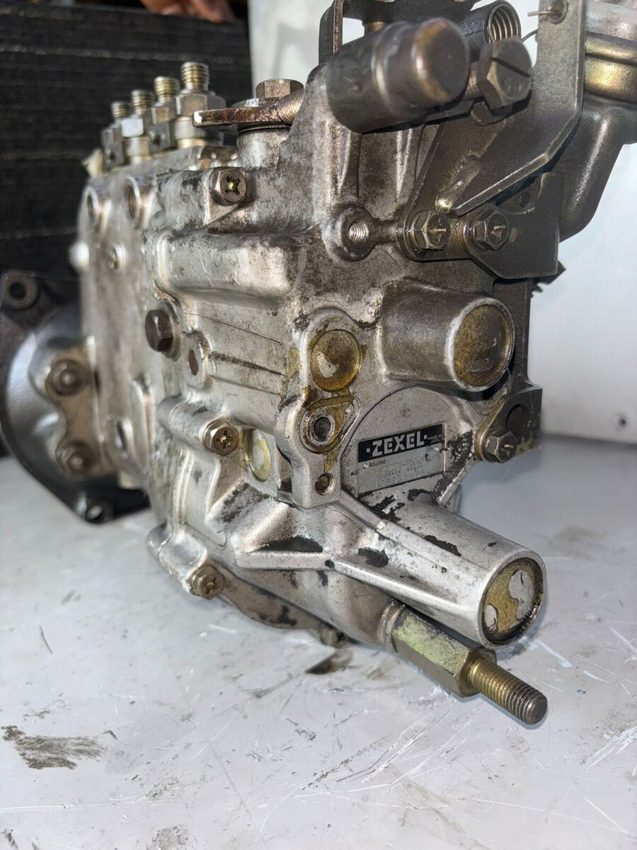 ISUZU JDM 4HF1-4HG1 FUEL INJECTION PUMP ZEXEL 101401-4640 ISUZU JDM 4HF1-4HG1 FUEL INJECTION PUMP ZEXEL 101401-4640