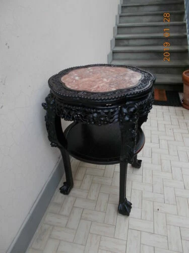 Tavoli d'antiquariato tavoli