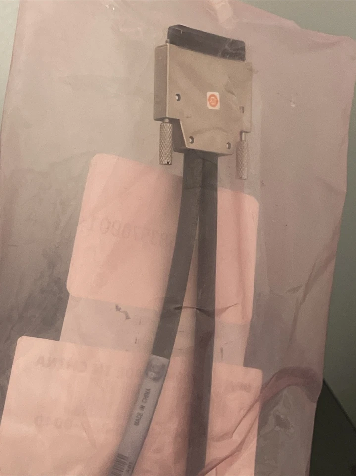 Dell NVIDIA Amphenol F908M VHDCI TO 4 DUAL LINK DVI-D CONNECTORS Adapter NEW - Image 4 of 4