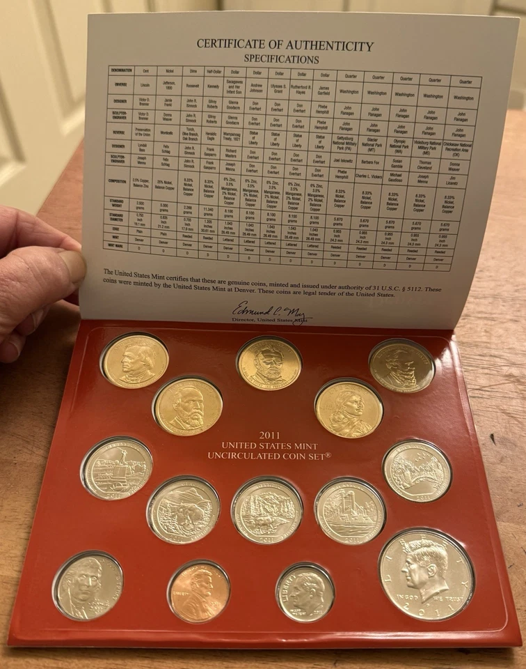 2011 United States Mint Uncirculated Coin Set Philadelphia And Denver  28 Coins - Image 3 of 4