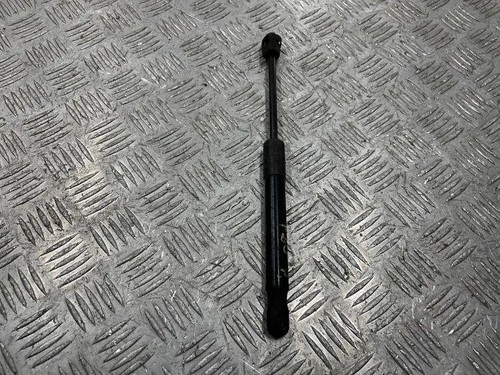 BMW 1 F21 Vordere linke Motorhaubendämpfer 7239233 1.60 Diesel 85kw 22173076