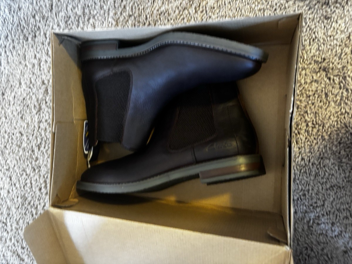 NWT Mens Clarks Jaxen Easy Chelsea Boot Amazon.com | Clarks Collection Men main image 3