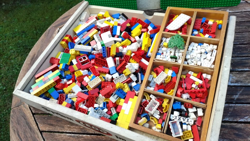 Lego Holz BAUKASTEN 50er Jahre mit Befüllung - Sortierbox Sortierkasten + Deckel - Bild 3 von 4