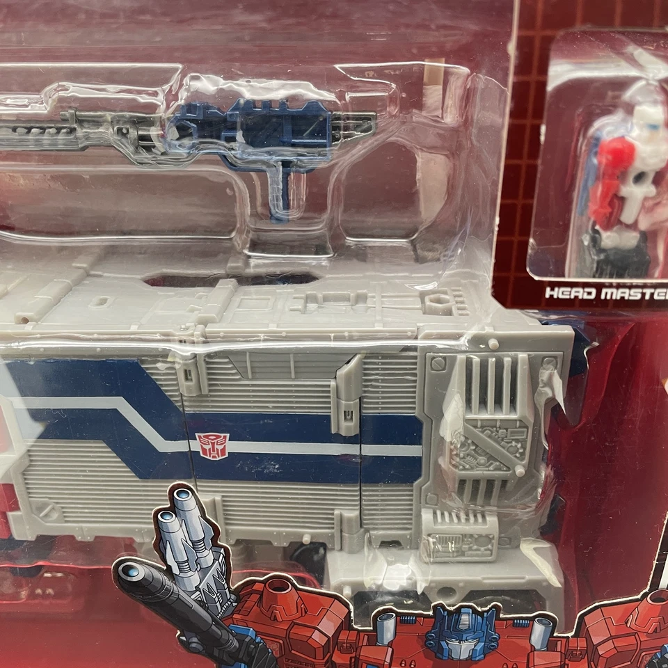 Transformers Legends LG35 Super Ginrai Optimus Prime Action Figure Takara Tomy - Image 2 of 4