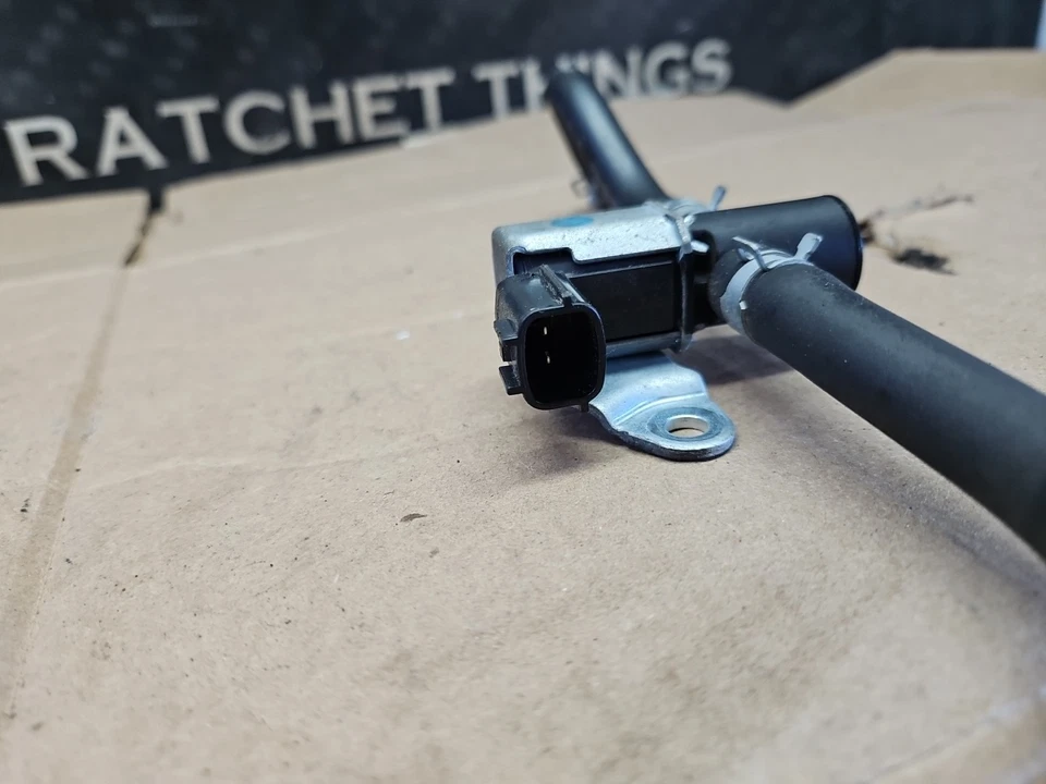 07-20 Nissan 350z 370z Infiniti G37 Q70 Electroválvula de control de purga 14930-JK20B Foto 4 de 4