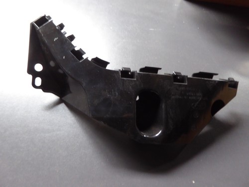FORD RANGER FRONT BUMPER LEFT N/S PASSENGER BUMPER GUIDE BRACKET EB38 17A870 - Picture 2 of 13