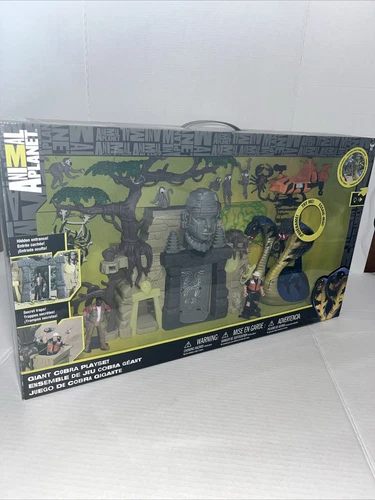 كوكب الحيوان الكوبرا العملاقة. ألعاب Playset "R" Us 2015 كاملة في صندوق. مجموعة كبيرة