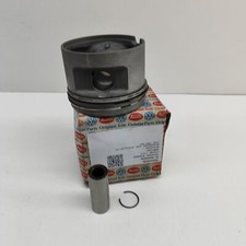 AUDI 100 Avant C4 Engine Piston 054107071 1991 24399256 NEW GENUINE