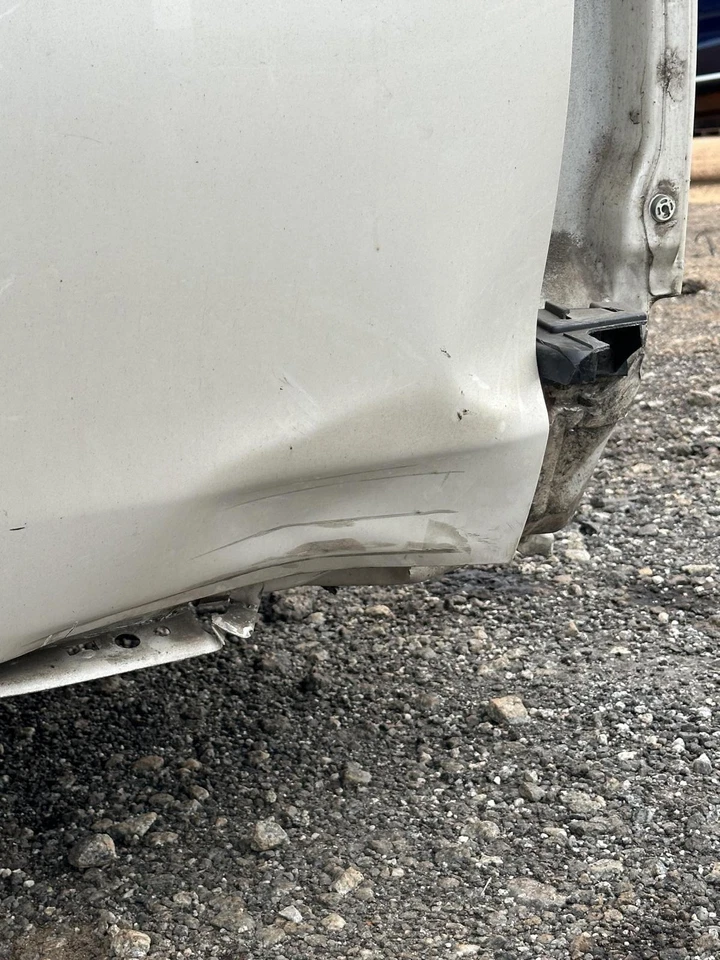 Chevy Tahoe 2015-2020 puerta trasera tapa maletero portón trasero blanco OEM Foto 2 de 3