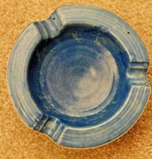 VINTAGE SMALL CARLTON WARE MOTTLED BLUE ASHTRAY 3770 c1930's