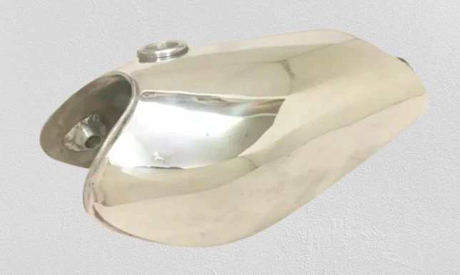 APTO PARA Tanque Yamaha Yz125 Yz 125 Aluminio Pulido Gasolina 1976 Foto 3 de 4