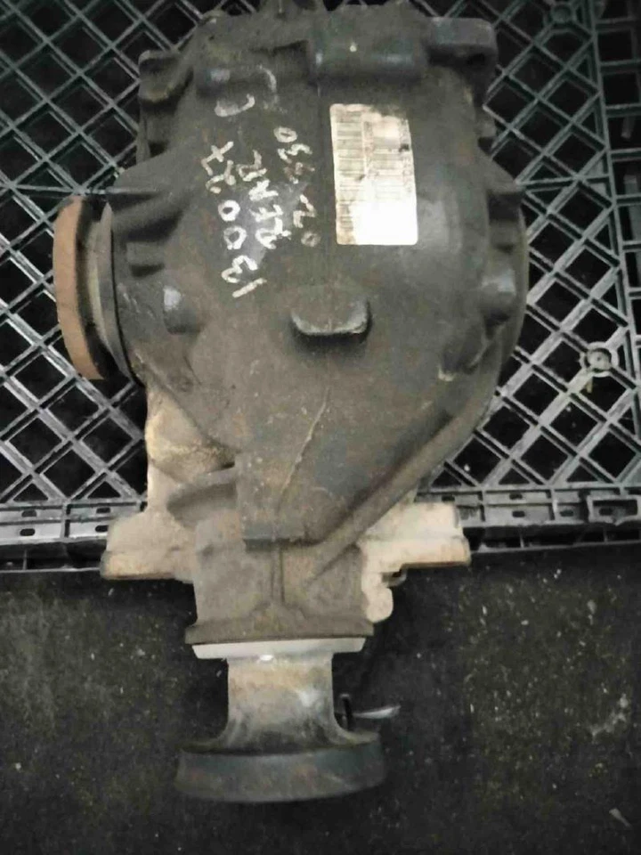 Оригинальный держатель дифференциала в сборе для BMW 330i 2003-2004-2005 годов выпуска  - Изображение 4 из 4