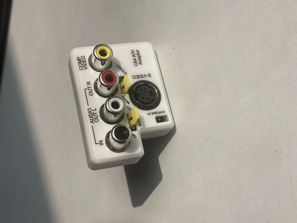 Commodore 64/128 AV Adapter - S-Video Composite 2-Kanal Audio L/R - Bild 3 von 4