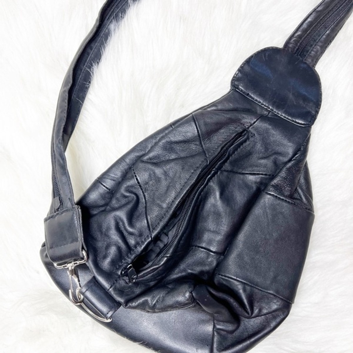 Dakota Leather Co. Mini Backpack/sling bag | eBay display picture 2