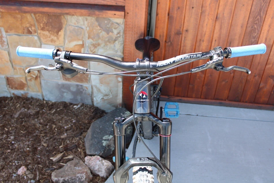 Upgraded Rocky Mountain Growler 20 Mountain Bike “29 IN” – Great Condition - Image 2 of 4