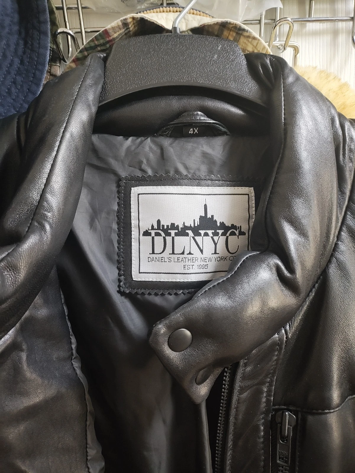 Daniels Leather Puffer Jacket 4x no tag.