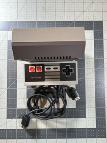 Nintendo Nes Classic Edition Mini Console System With 3 Controllers