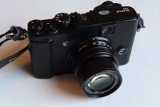Fujifilm X10 - 12.0MP - Edelkompakte Kultkame...