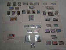 ANDORRE FRANCAIS LOT 44 TIMBRES + 1 BLOC NEUFS** DE 1980 A 83. BONNE VALEUR