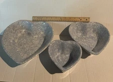 Set of 3 Vintage Heart Shaped Nesting Serving Bowls, Blue Speckled Spongeware