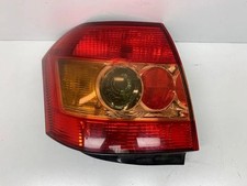 TOYOTA COROLLA Verso E12 R�cklicht hinten links 2.00 Diesel 85kw 2002 23929364