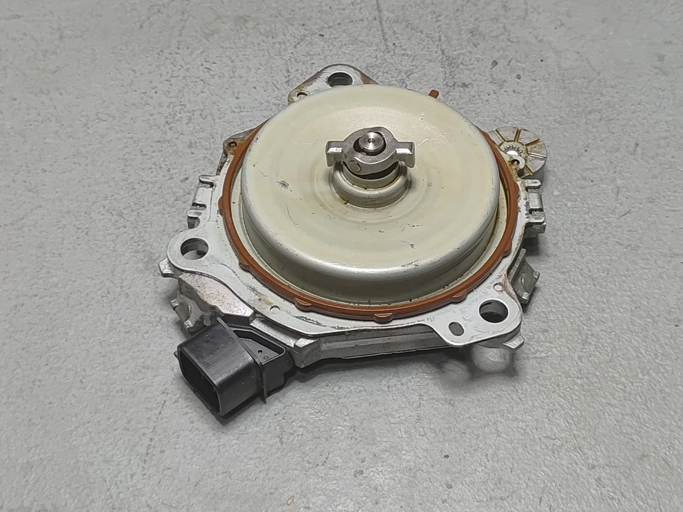 2018-2025 Toyota Camry 2.5L Engine Variable Valve Timing Control Solenoid OEM - Image 3 of 4