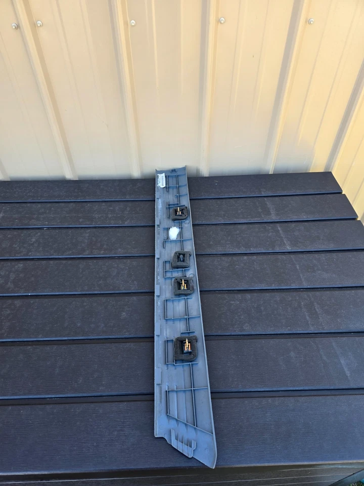 01-07 Dodge Grand Caravan puerta estribo placa rasguño derecha gris OEM 04754902AA Foto 4 de 4