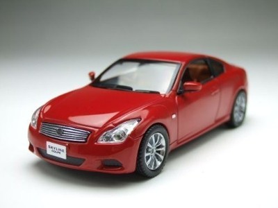 J-Collection DJC 1/43 Skyline Coupe 370 2007 Red Model Car Kyosho Vehicle