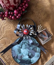 VTG JAN BARBOGLIO iron Santa Ornament 🌹 RETIRED 6.5" Hand forged bow SIGNED