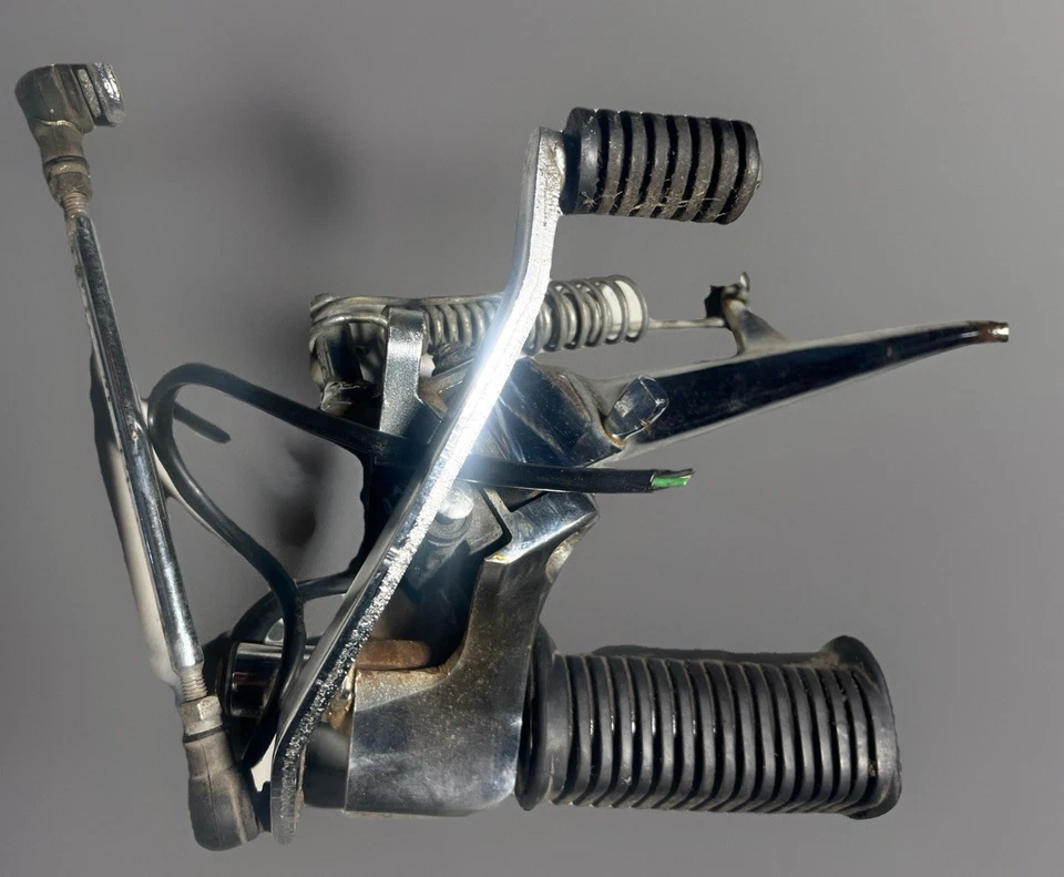 86-04 Suzuki Savage LS650 1994 OEM clavija delantera izquierda pedal palanca de cambios acoplamiento Foto 4 de 4