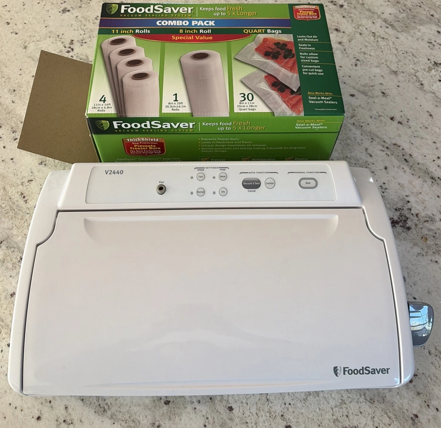 FoodSaver V2440 Vacuum Sealer Food Saver System & 3 Rolls/quart Bag
Opens in a new window or tab