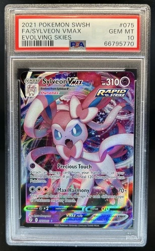 2021 Pokemon SWSH Evolving Skies Sylveon VMAX #075/203 PSA 10