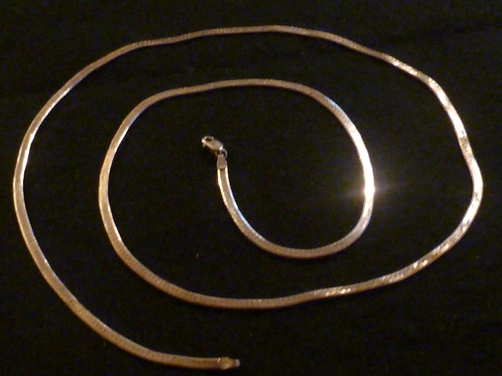 SOLID STERLING SILVER HERRINGBONE NECKLACE - 29  … - image 4