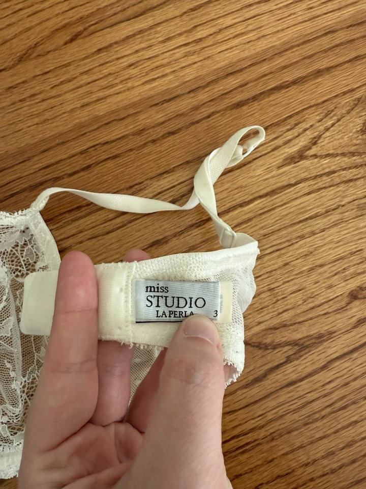 Sujetador con aros Miss Studio La Perla Skyline marfil talla 36D Foto 3 de 4