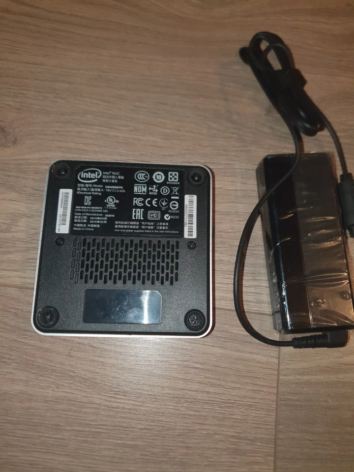 Intel NUC D54250WYK i5-4250U 1.3GHz, 4Gb RAM, 120GB SSD - Image 2 of 2