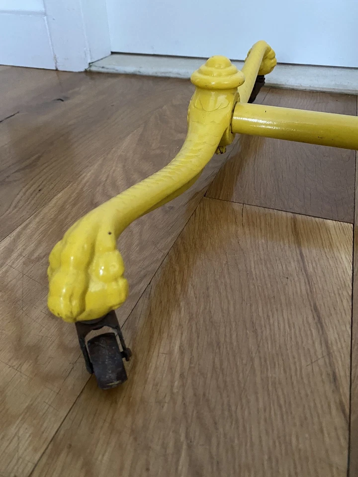 MESA DE DIBUJO VICTORIANA ANTIGUA DEL SIGLO XIX HIERRO FUNDIDO BASE INDUSTRIAL RARA AMARILLA Foto 4 de 4