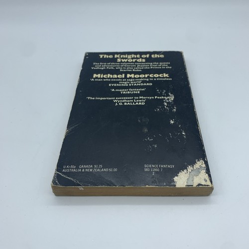 The Knight of the Swords (Paperback) Michael Moorcock (1974) Book 1 Corum - Foto 5 di 10