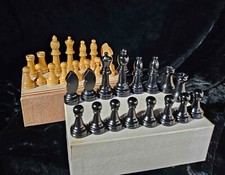 Vintage 1938 Horn Chessmen No. A2 Hand Carved Wood 2 1/4" tall Complete