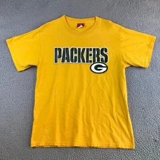 Green Bay Packer Shirt Men's Medium Yellow Short Sleeve Crew Neck NFL Tee Logo