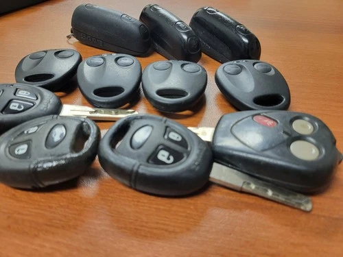 Lot of 11 OEM Saab Key Fobs Remotes Smart Keys Ignition Keys Mixed Used image 7