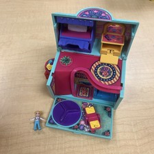 Vintage 1990's Pound Puppies Polly Pocket Hideout House Play Set