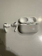 Apple AirPods Pro 1st generation used - working but microphone might have issue
